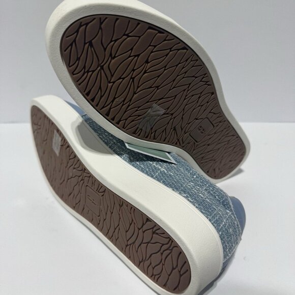 Waco Women’s Belmont Pearl Sneaker Size 11D - Picture 5 of 6